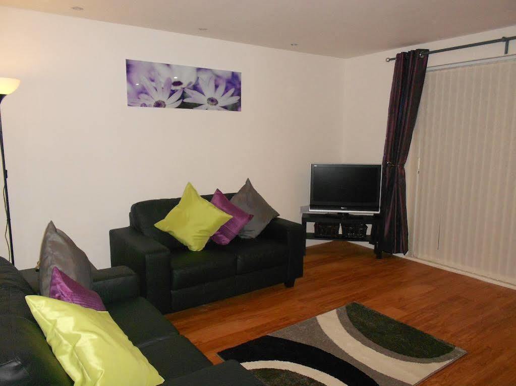 Doc Y Gogledd Apartment Llanelli Exterior photo
